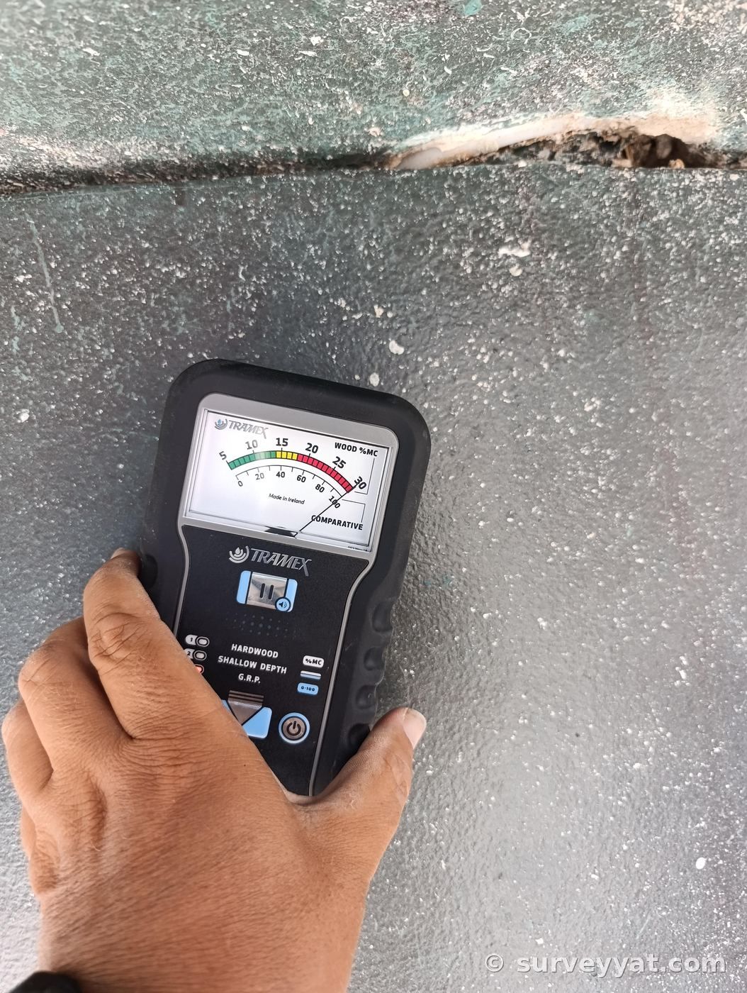 High moisture reading on a rudder blade